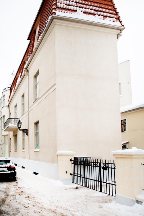Old Town Luxury Apartment With Sauna Тарту Екстериор снимка