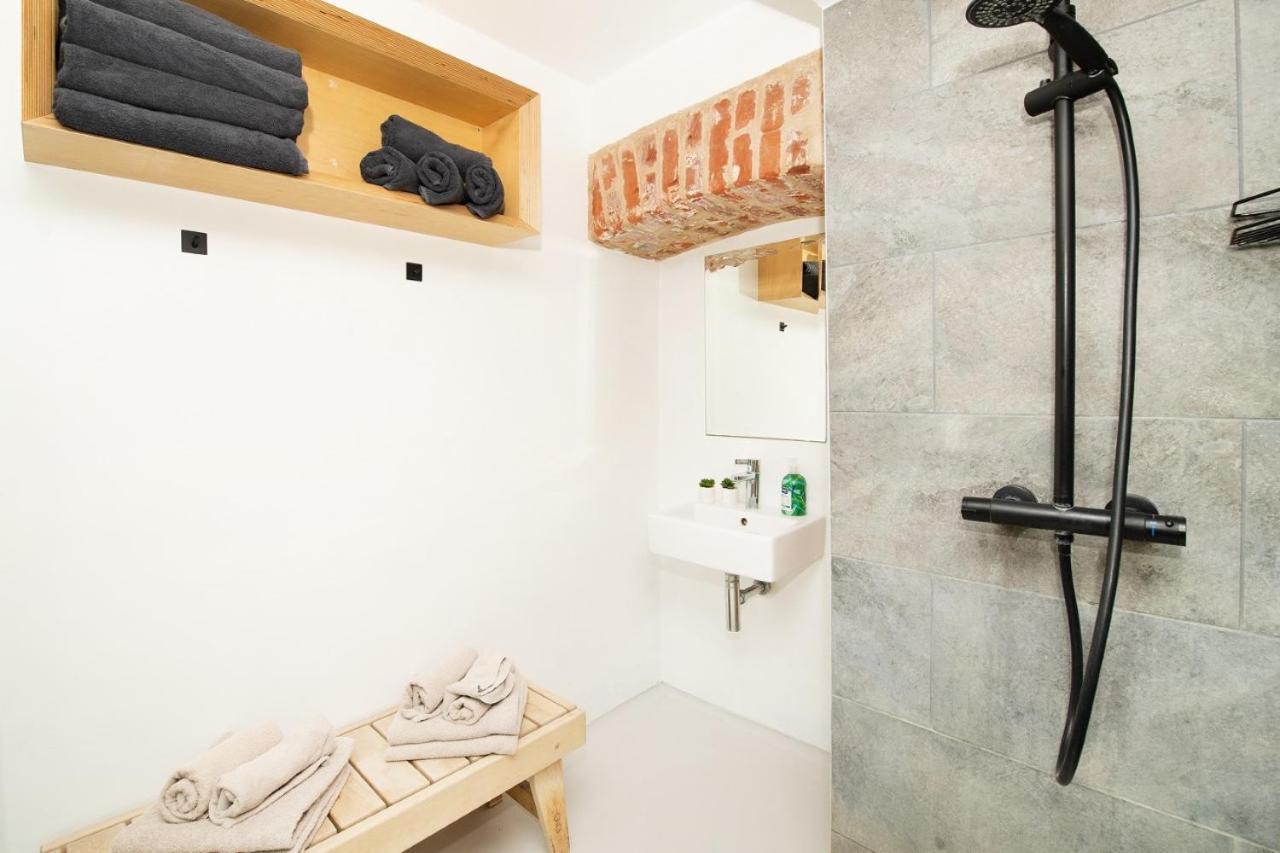 Old Town Luxury Apartment With Sauna Тарту Екстериор снимка
